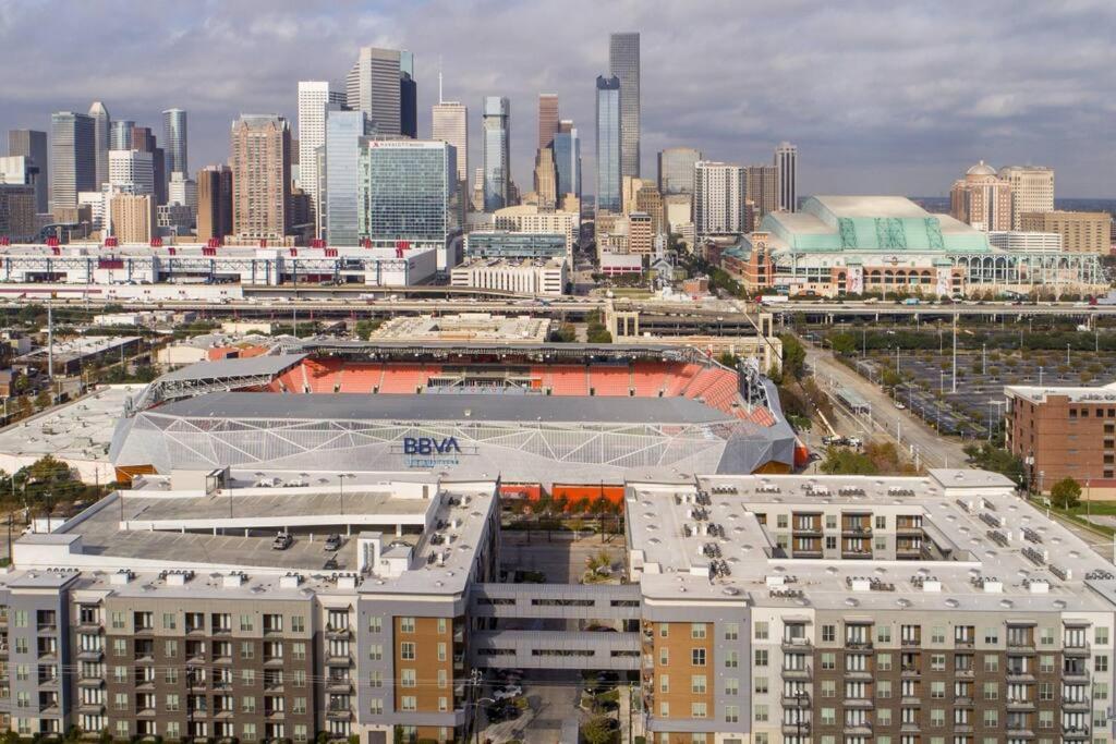 Penthouse Cool-Oasis-In-Houston-Rental Car Available-View-Great-Sleep Zewnętrze zdjęcie