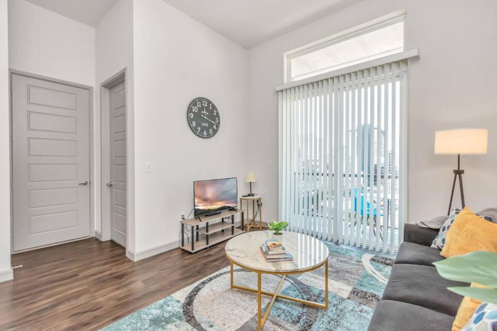 Penthouse Cool-Oasis-In-Houston-Rental Car Available-View-Great-Sleep Zewnętrze zdjęcie