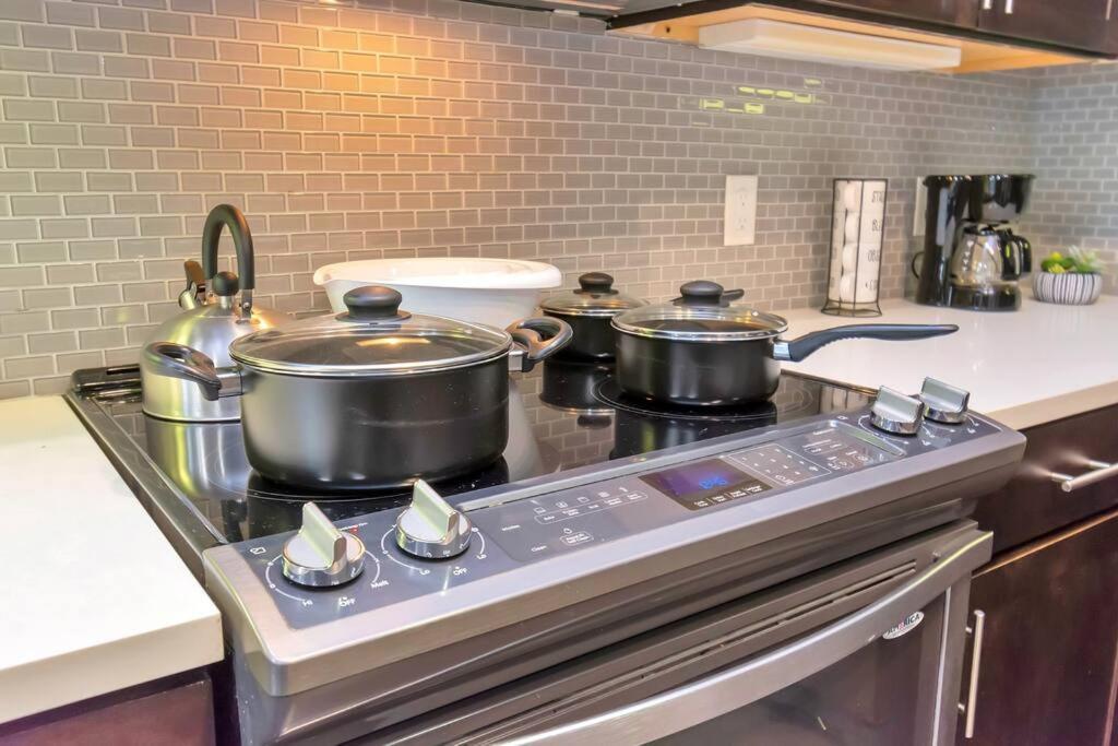 Penthouse Cool-Oasis-In-Houston-Rental Car Available-View-Great-Sleep Zewnętrze zdjęcie